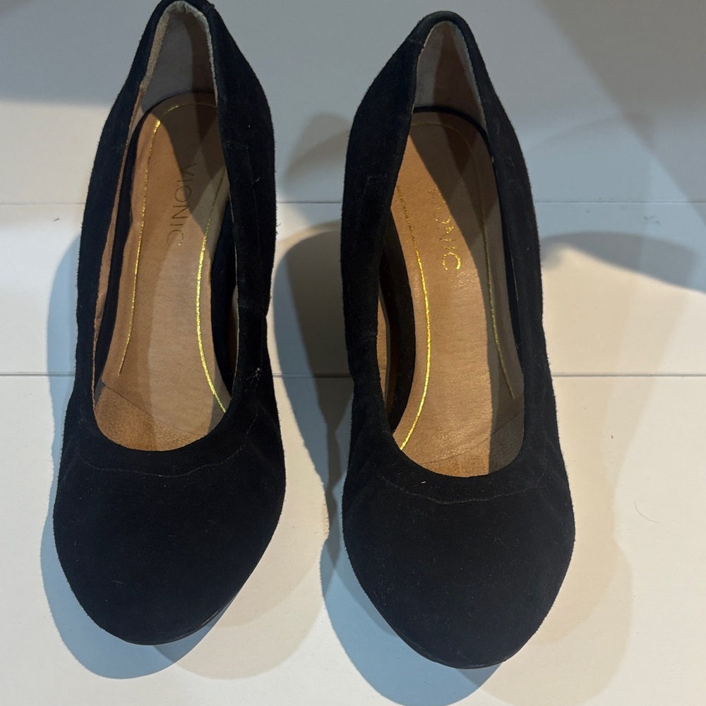 Vionic Black Women's Heels